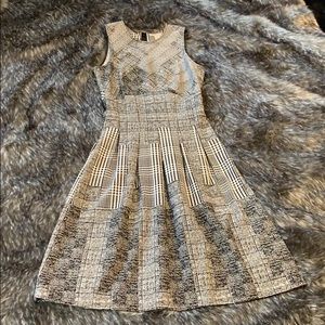 3/$15 H&M Sleeveless Knee Length Dress 4